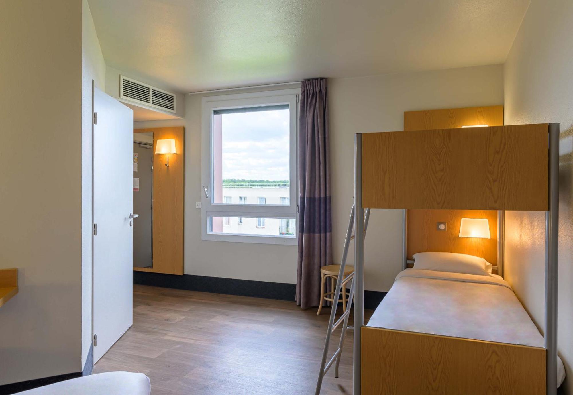 B&B HOTEL Marne-La-Vallée Torcy Torcy  Esterno foto